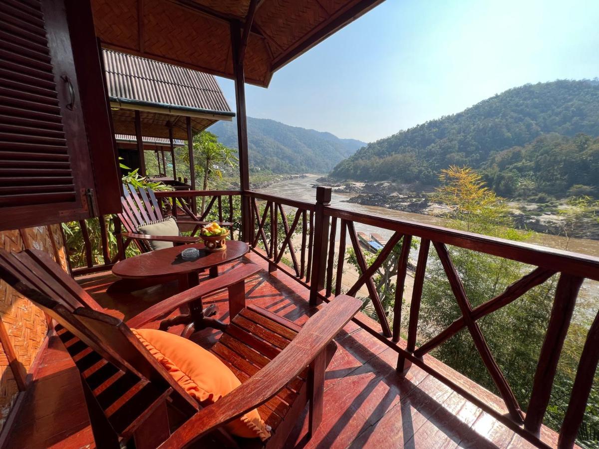 Mekong Riverside Lodge Muang Pakbèng エクステリア 写真
